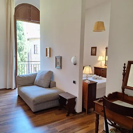 Maison d'hôtes Monastero San Lodovico - 3*